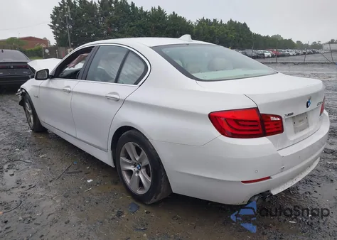 2013 BMW 528 Xi z USA, uszkodzony, nr VIN WBAXH5C54DD110492